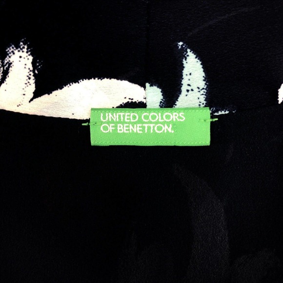 United Colors of Benetton Womens Size Small Floral Printed Bell Sleeve Dress - Picture 8 of 9